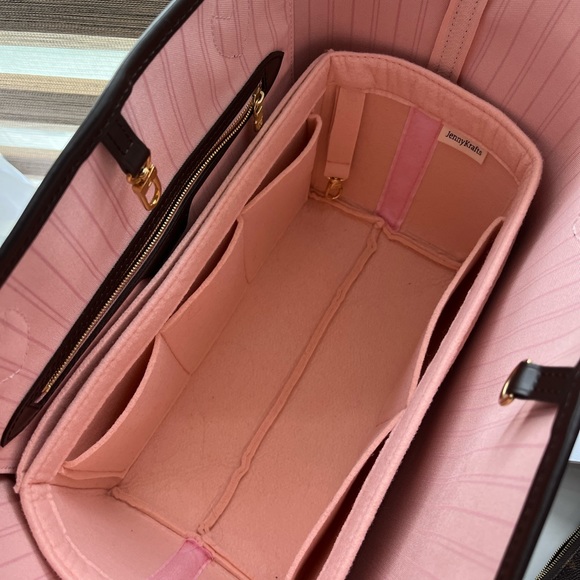 💔Sold 💔 Louis Vuitton Neverfull - Picture 3 of 7